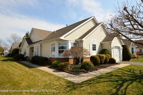 2551 Ridgemont Ct, Toms River, NJ 08755