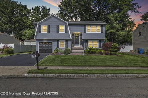 26 Croman Ct, Hazlet, NJ 07730