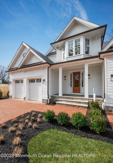 19 Bingham Ct, Rumson, NJ 07760
