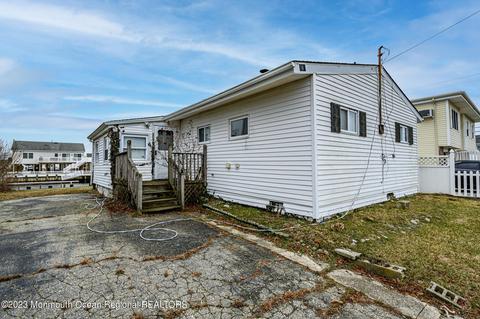 104 E Susquehanna Dr, Little Egg Harbor, NJ 08087