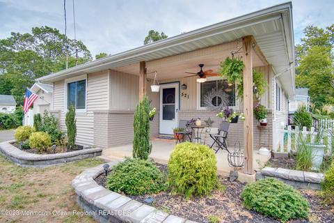 521 Garfield Ave, Toms River, NJ 08753