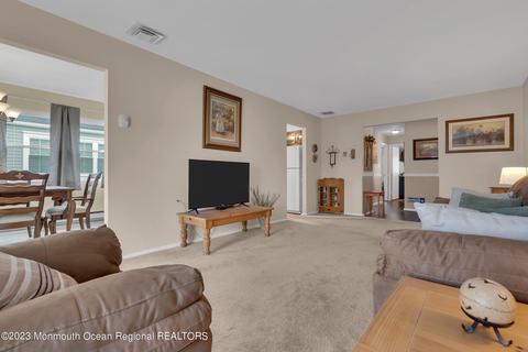 6 Markham Rd, Brick, NJ 08724 photo 11
