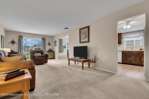 6 Markham Rd, Brick, NJ 08724 photo 8