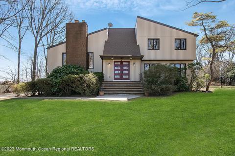 114 Hillyer Cir, Middletown, NJ 07748
