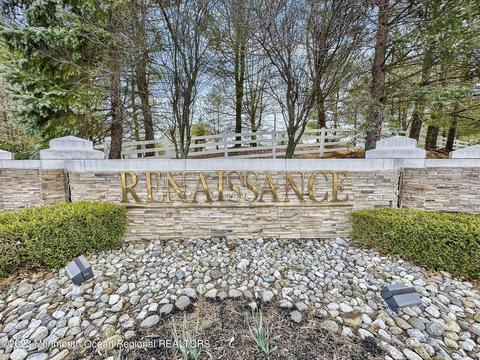 49 Gainsborough Ct, Manalapan, NJ 07726