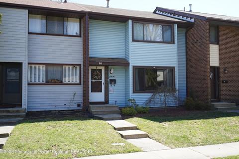 69 Bennington Dr, East Windsor, NJ 08520