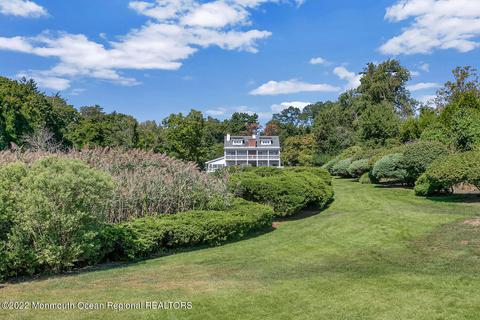 476 Navesink River Rd, Red Bank, NJ 07701