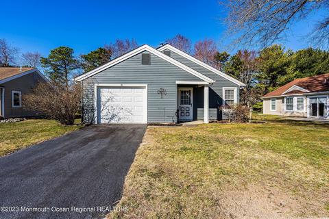 18 Sheffield Dr, Forked River, NJ 08731 photo 2