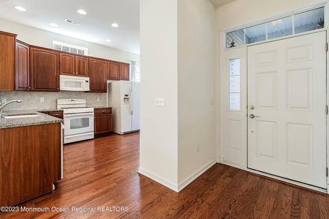 17 Arborridge Dr, Forked River, NJ 08731 photo 6