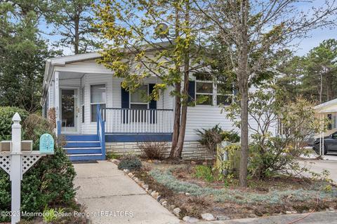 311 Kenwood Ct, Whiting, NJ 08759
