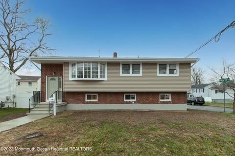 271 County Rd, Cliffwood, NJ 07721