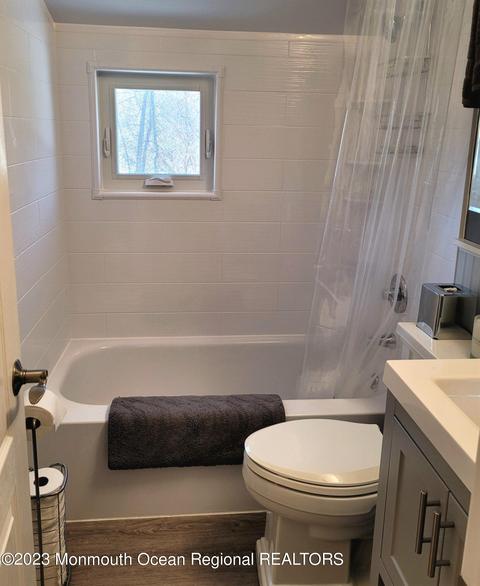 44 Appleton Dr, Hazlet, NJ 07730 photo 9