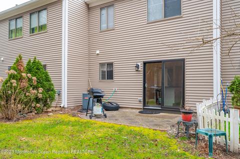 1004 Sandra Pl, Brick, NJ 08724 photo 4