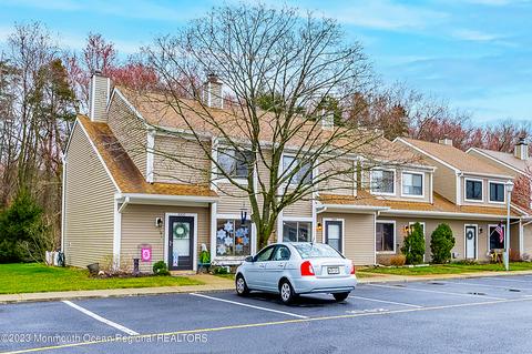 1004 Sandra Pl, Brick, NJ 08724 photo 2