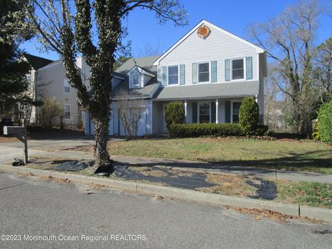 13 Buxton Ct, Barnegat, NJ 08005