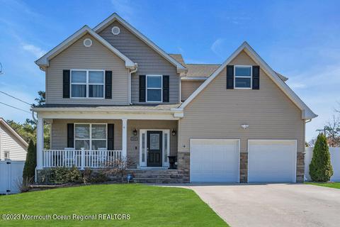 800 Cumberland Blvd, Toms River, NJ 08757