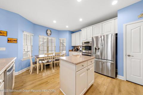 40 Eagleswood Dr, Waretown, NJ 08758 photo 5