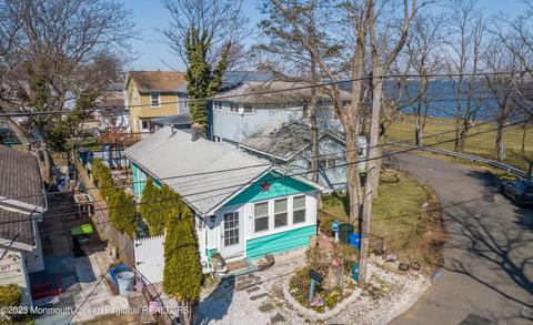 433 Harding Rd, Laurence Harbor, NJ 08879