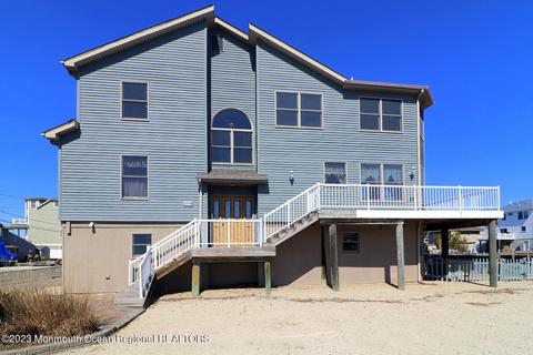 1108 Oahu Dr, Forked River, NJ 08731
