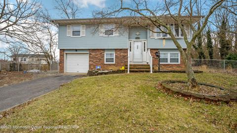 29 Melody Ln, Jackson, NJ 08527