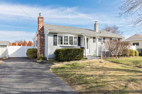 277 Middle Rd, Hazlet, NJ 07730