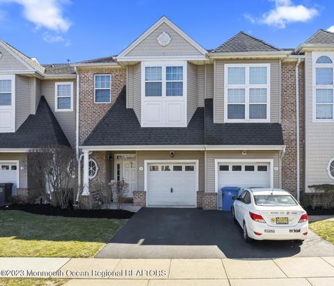 4 Island Breeze Ct, Manahawkin, NJ 08050