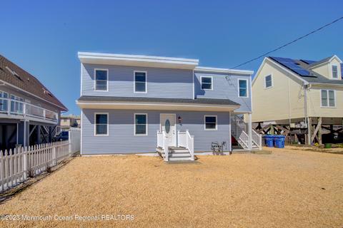 40 Bay Shore Dr, Toms River, NJ 08753