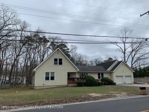 31 Miller Rd, Lakewood, NJ 08701