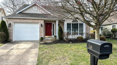1569 Sweetbay Dr, Toms River, NJ 08755