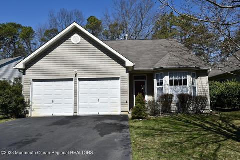 21 Cedar Village Blvd, Brick, NJ 08724