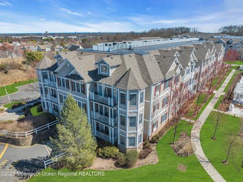 7 Centre St #1311, Ocean, NJ 07712