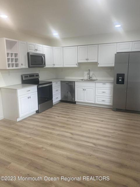 190 Lido Ct, Brick, NJ 08724