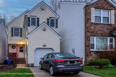 59 Oak Knoll Dr, Matawan, NJ 07747