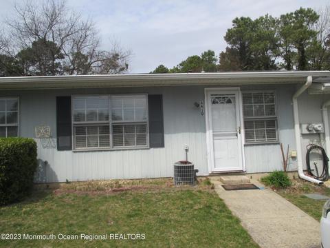 641 Plymouth Dr # d, Lakewood, NJ 08701