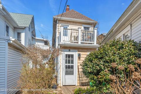 76 Lake Ave, Ocean Grove, NJ 07756