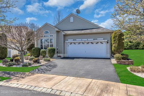 5 Kensington Rd, Manchester, NJ 08759