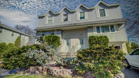 50 Lone Star Ln, Englishtown, NJ 07726