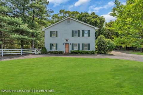 527 Harding Rd, Little Silver, NJ 07739
