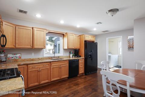 452 Drum Point Rd, Brick, NJ 08723 photo 9