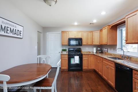 452 Drum Point Rd, Brick, NJ 08723 photo 11