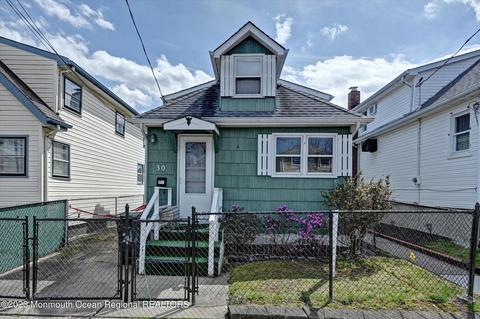 30 Washington Ave, Keansburg, NJ 07734
