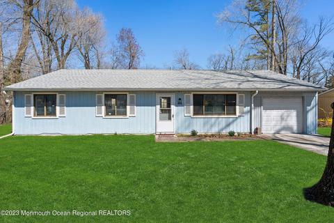 166 Brewster St, Browns Mills, NJ 08015