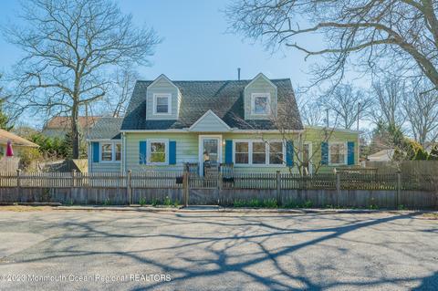 416 Mohawk Dr, Brick, NJ 08723