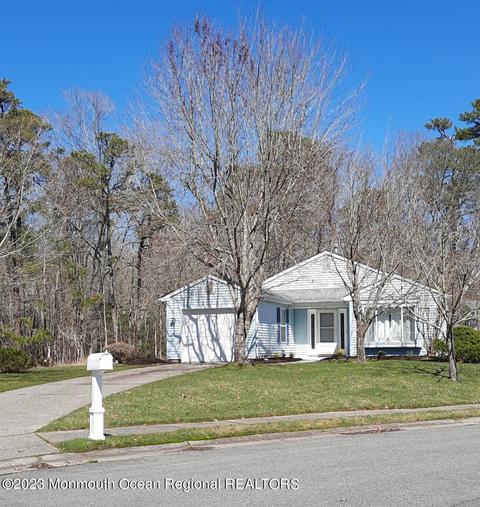 438 Lexington Dr, Little Egg Harbor, NJ 08087
