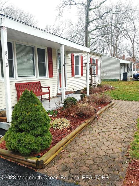 838 Bartlett Pl, Toms River, NJ 08753