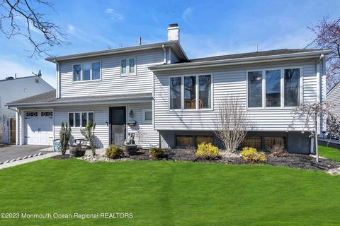 74 Overbrook Ave, Colonia, NJ 07067