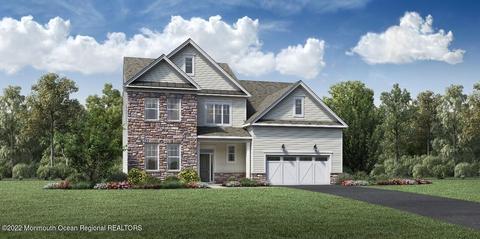 2 Ashlynn Ct, Manalapan, NJ 07726