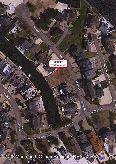 1706 Anchor Ct, Point Pleasant, NJ 08742