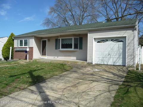 91 Hazlet Ave, Hazlet, NJ 07730