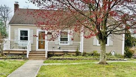193 S Shore Dr, Toms River, NJ 08753